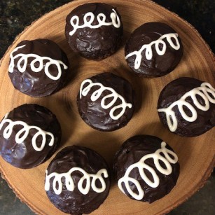 Homemade Hostess Cupcakes