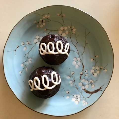 Homemade Hostess Cupcakes